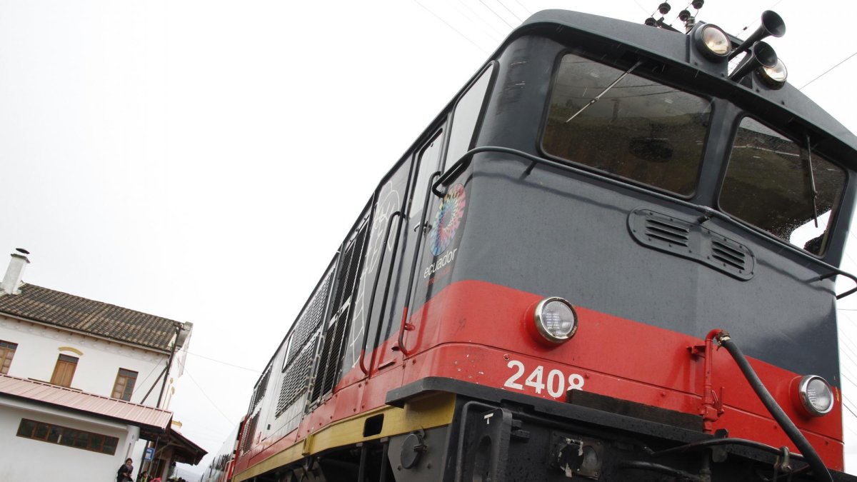 Tren en la estación Chimbacalle.