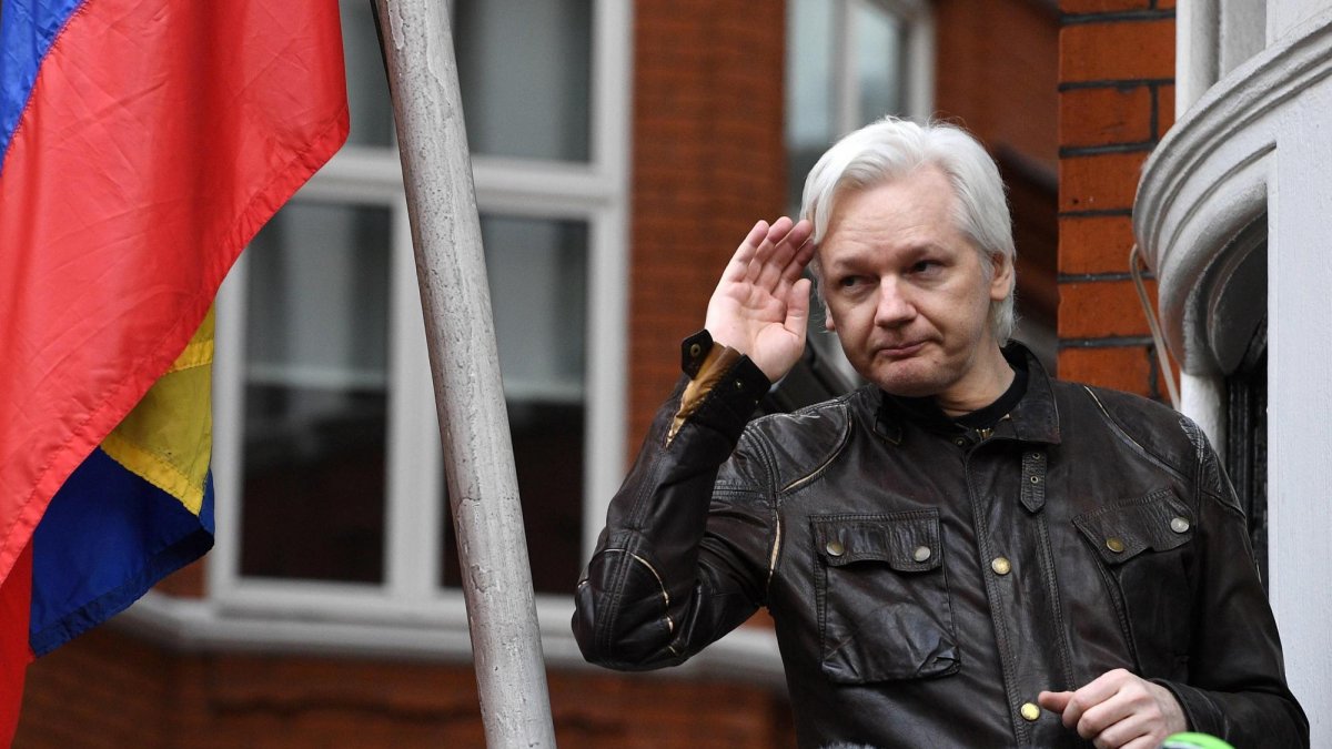 Hace 8 años que Julian Assange vive en la embajada ecuatoriana.