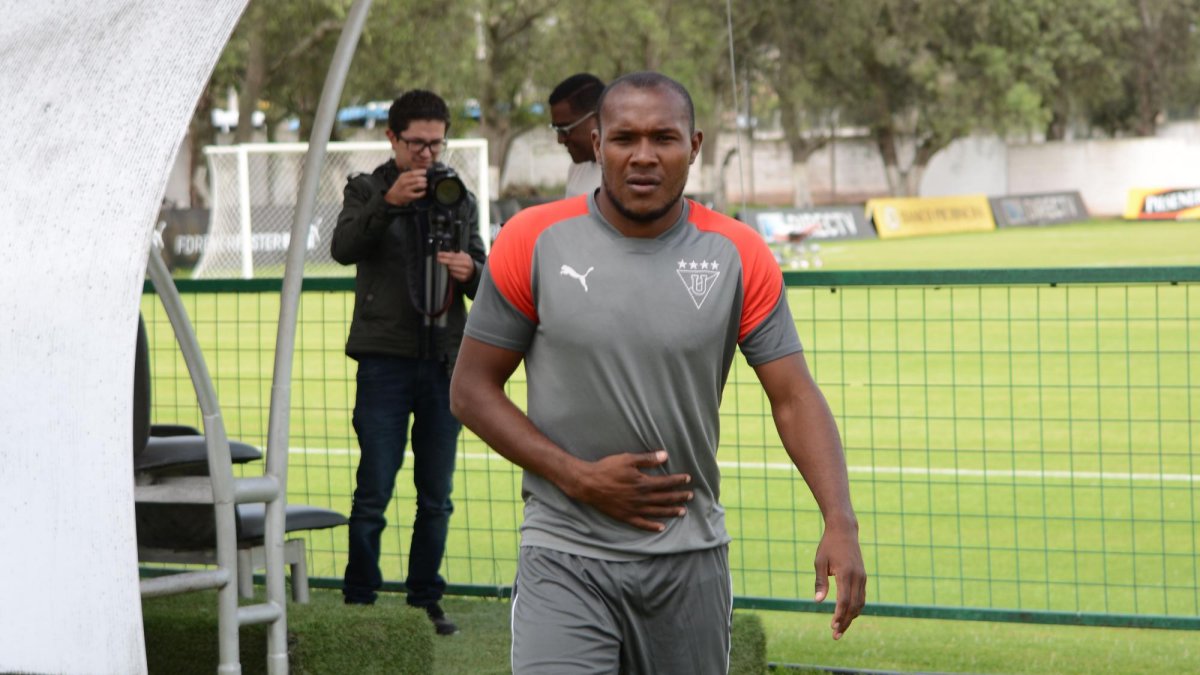 El conjunto albo se enfrentará este martes  10 de abril de 2018 (17:15) ante el conjunto boliviano de Guabirá, en el estadio Rodrigo Paz Delgado, por la primera fase del torneo internacional.