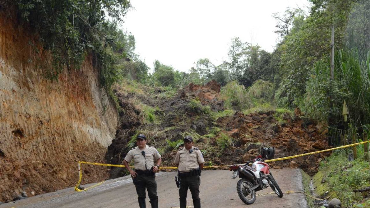 Deslave en Nanegalito dejó cuatro víctimas mortales.