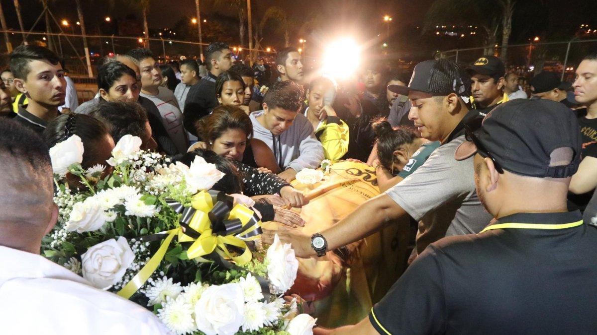 El estadio Monumental fue un mar de llanto este 13 de agosto a la llegada de los cuerpos.