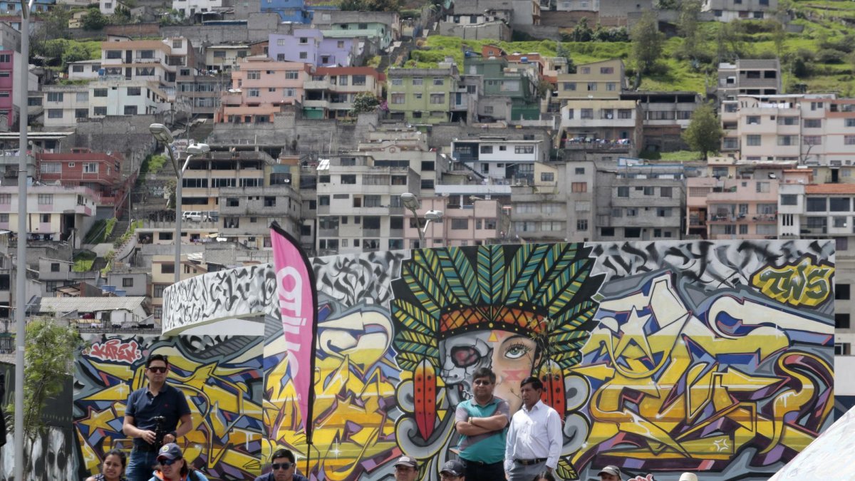 La campaña Si no es arte, a otra parte se lanzó en el Parque de las Diversidades, donde se realizaron grafitis artísticos.