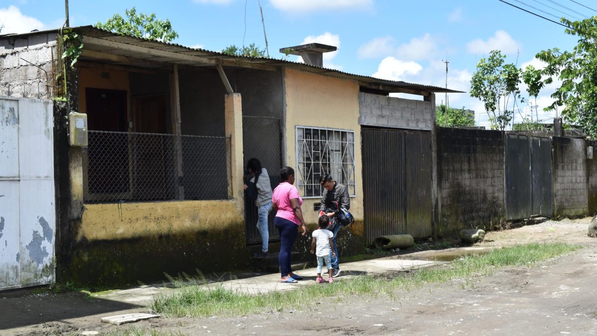 El sospechoso trató de huir con su hija de 12 meses.