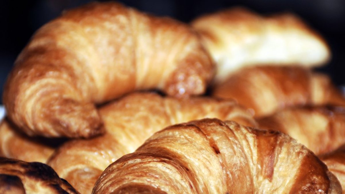 El consumo de comida ultraprocesada, como refrescos, cereales o tartas industriales, puede aumentar el riesgo de cáncer, según un estudio.