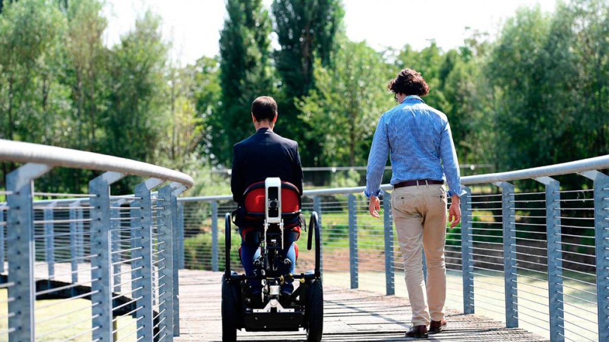 La creación de estas aplicaciones son de gran ayuda en la inclusión de personas con capacidades especiales.