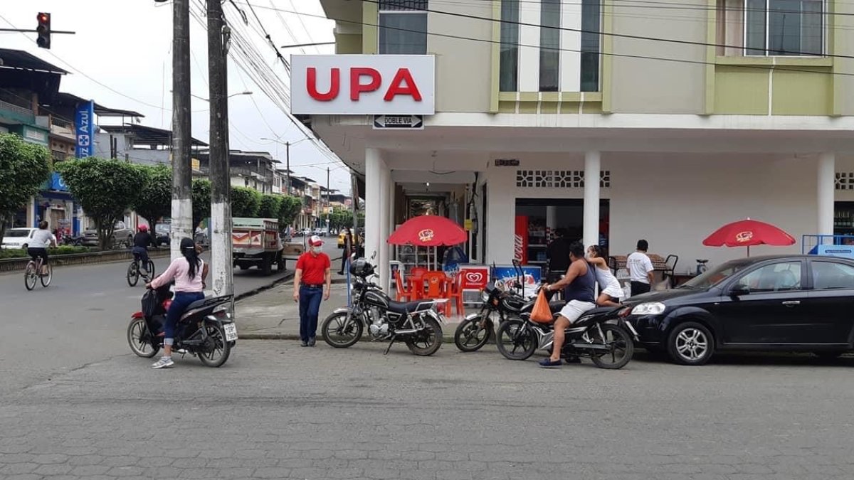 El robo se perpetró en la mañana del viernes en el centro del cantón Montalvo.