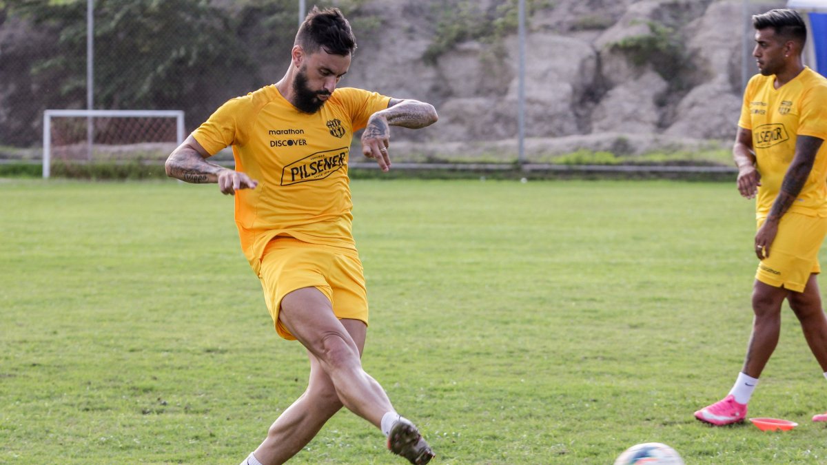Gonzalo Mastriani, el delantero goleador del Ídolo del Astillero.