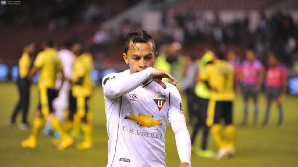 Édison Vega se despidió de Liga de Quito, club con el que ganó tres títulos en cinco temporadas.