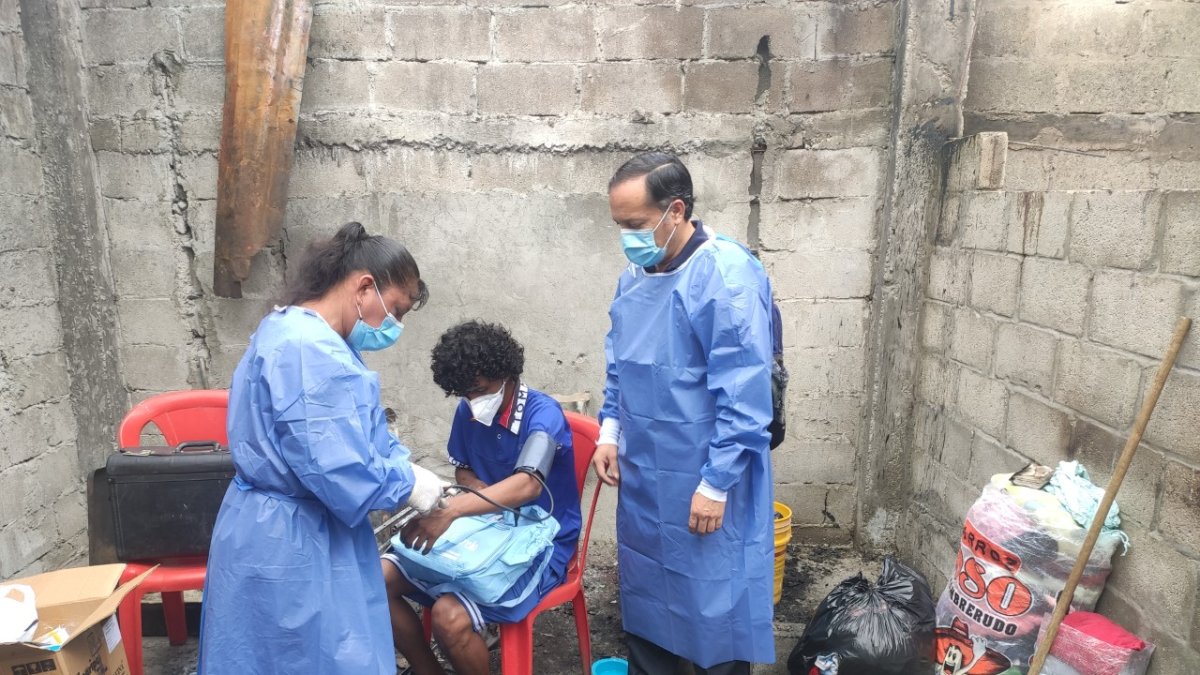 José Luis fue evaluado por médicos esta tarde. Él, su esposa e hijo no estaban al momento del incendio. Estaban en el hospital donde el menor está internado.
