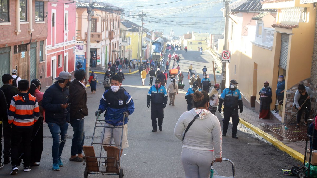 Referencial. Quito es la ciudad más afectada por la covid-19 en Ecuador.