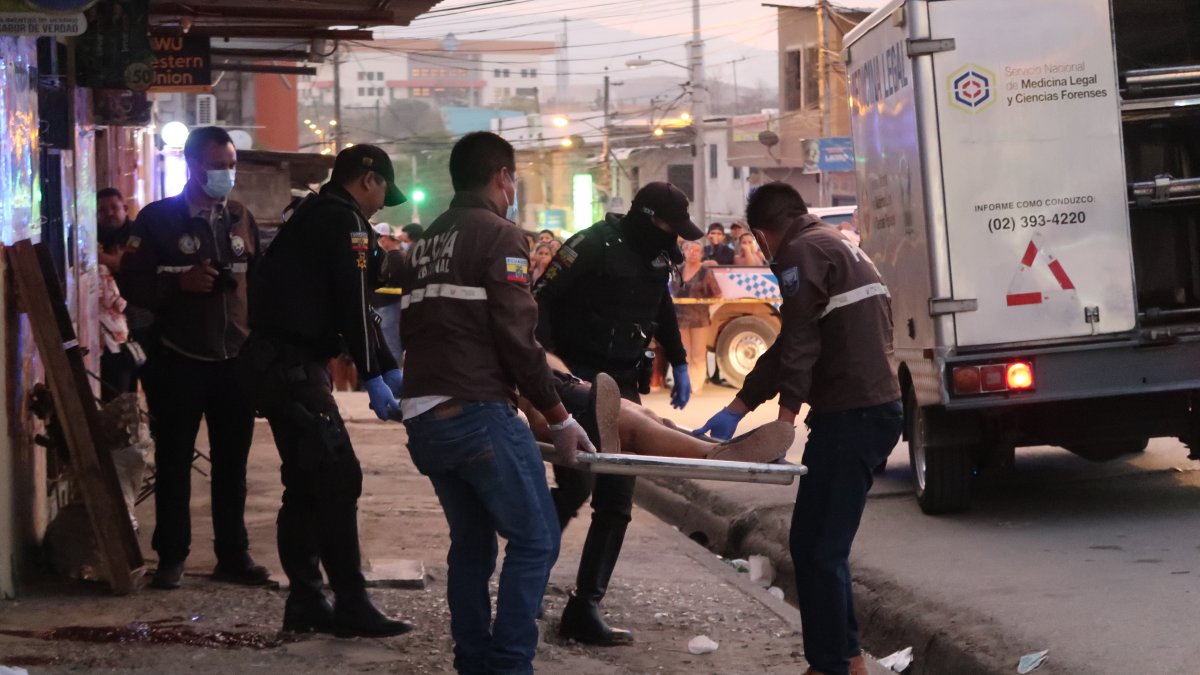 Juan Camilo Isaza recibió dos tiros, uno en la cabeza y otro en el cuello.