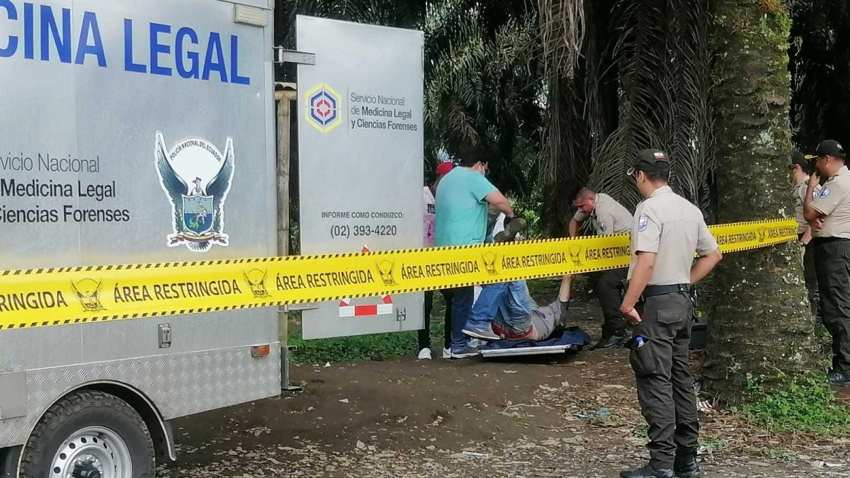 La mujer y su conviviente fueron asesinados en el recinto Oro Verde, zona limítrofe entre los cantones Quinsaloma y Quevedo, en Los Ríos.