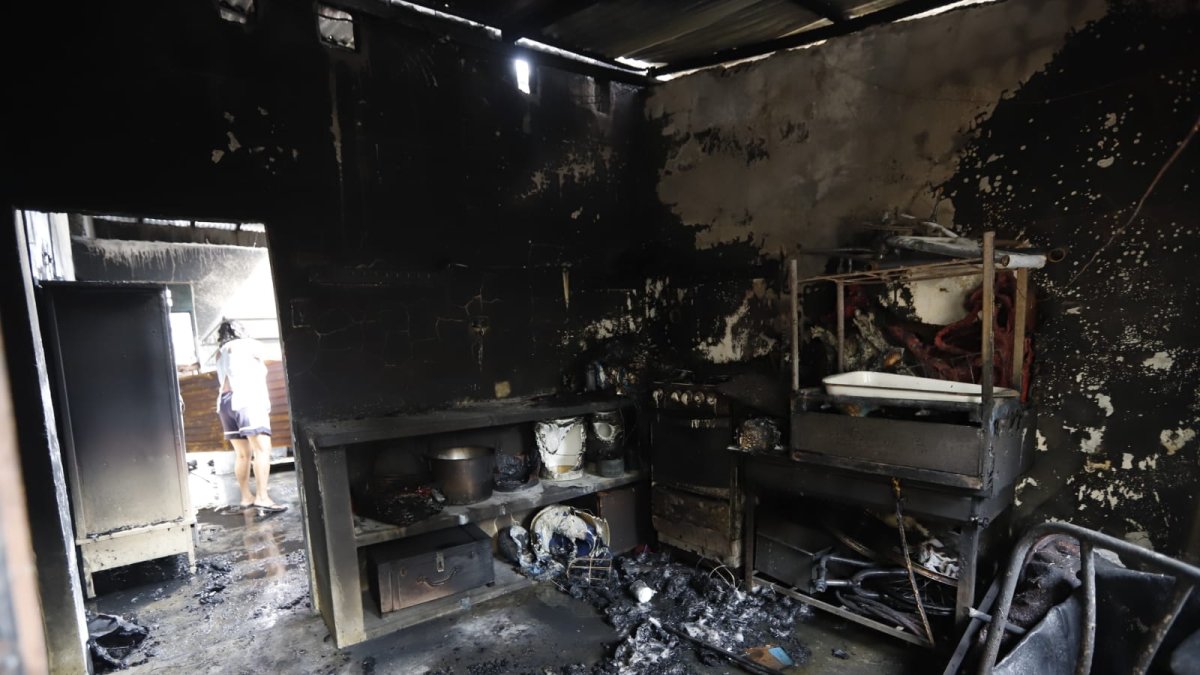 El siniestro ocurrió a las 06:30 en las calles 14 y Cristóbal Colón, en el suroeste de Guayaquil.