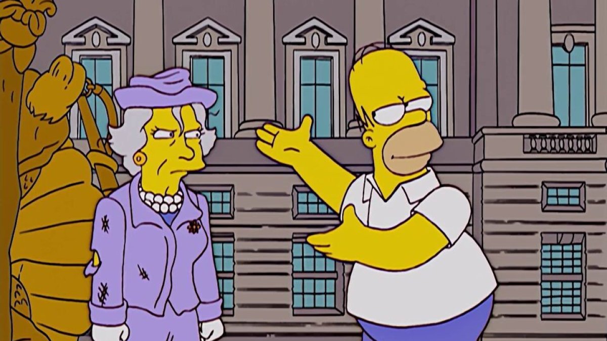 Homero Simpson con la reina Isabel II, en un capítulo de la divertida serie.
