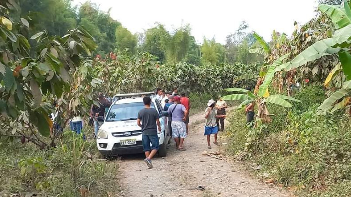 En el recinto La Germania, encontraron el cuerpo de Hamilton Jazmani Espinoza Lucio de 33 años.