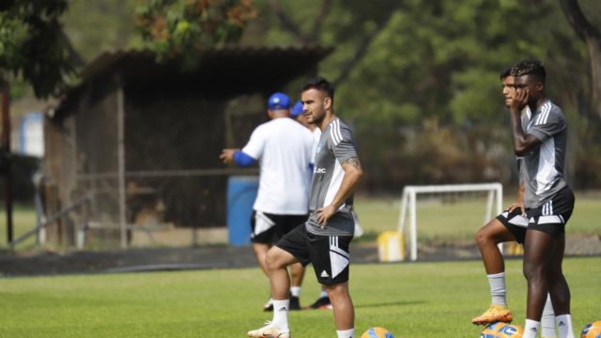 Joseph Espinoza formaba parte de las menores de Emelec.