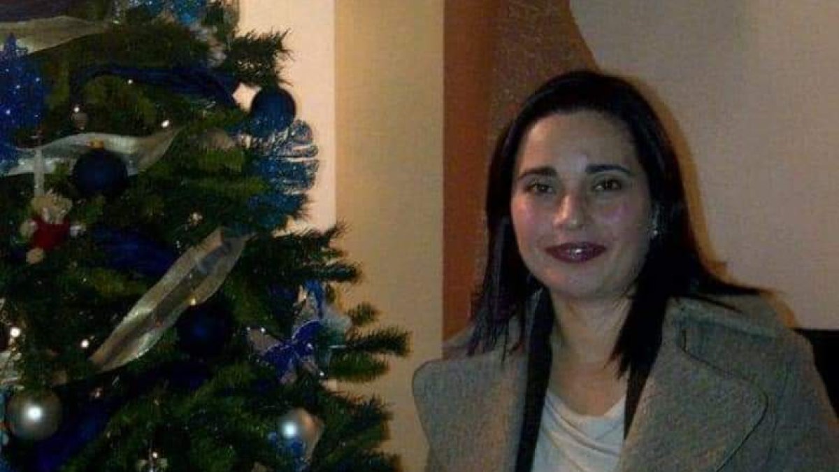 Según los informes forenses, Ivis Berríos presentaba golpes en el rostro y fue estrangulada.