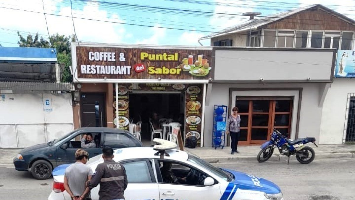 El acusado de haber provocado el deceso de su pareja al salir de la audiencia de calificación de cargos la mañana de este viernes 5 de mayo de 2023.