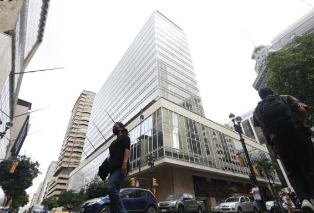 Eliminación de parqueos en 9 de Octubre: cambio radical en el centro de Guayaquil