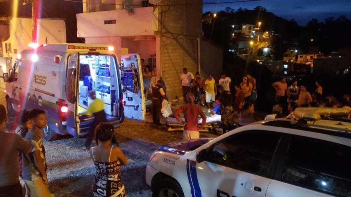 A los jóvenes les dispararon en varias ocasiones, en el sector La Cucha.