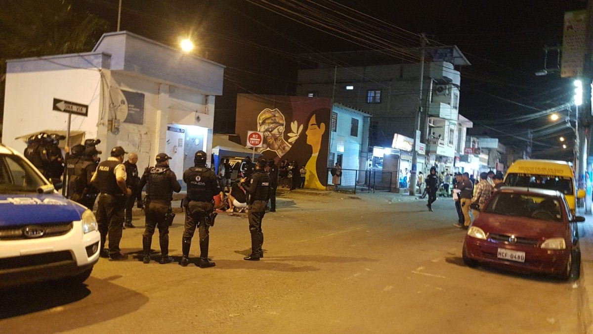 Personal de criminalística recogió indicios en el lugar