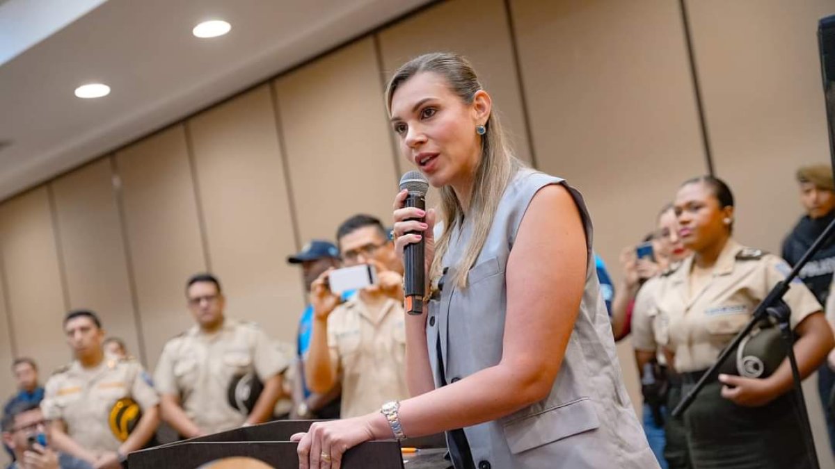 La alcaldesa de Manta pidió acción del gobierno nacional.