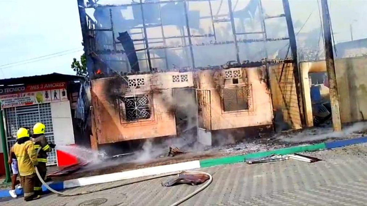 El flagelo consumió todo el inmueble.