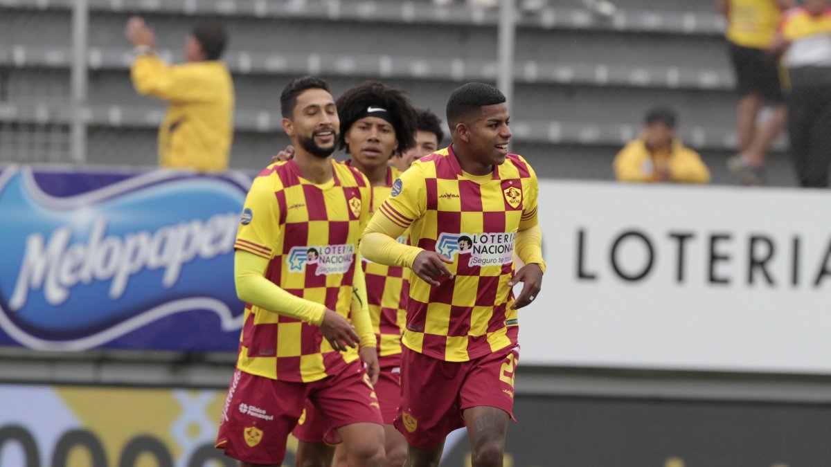 Aucas venció a Libertad.