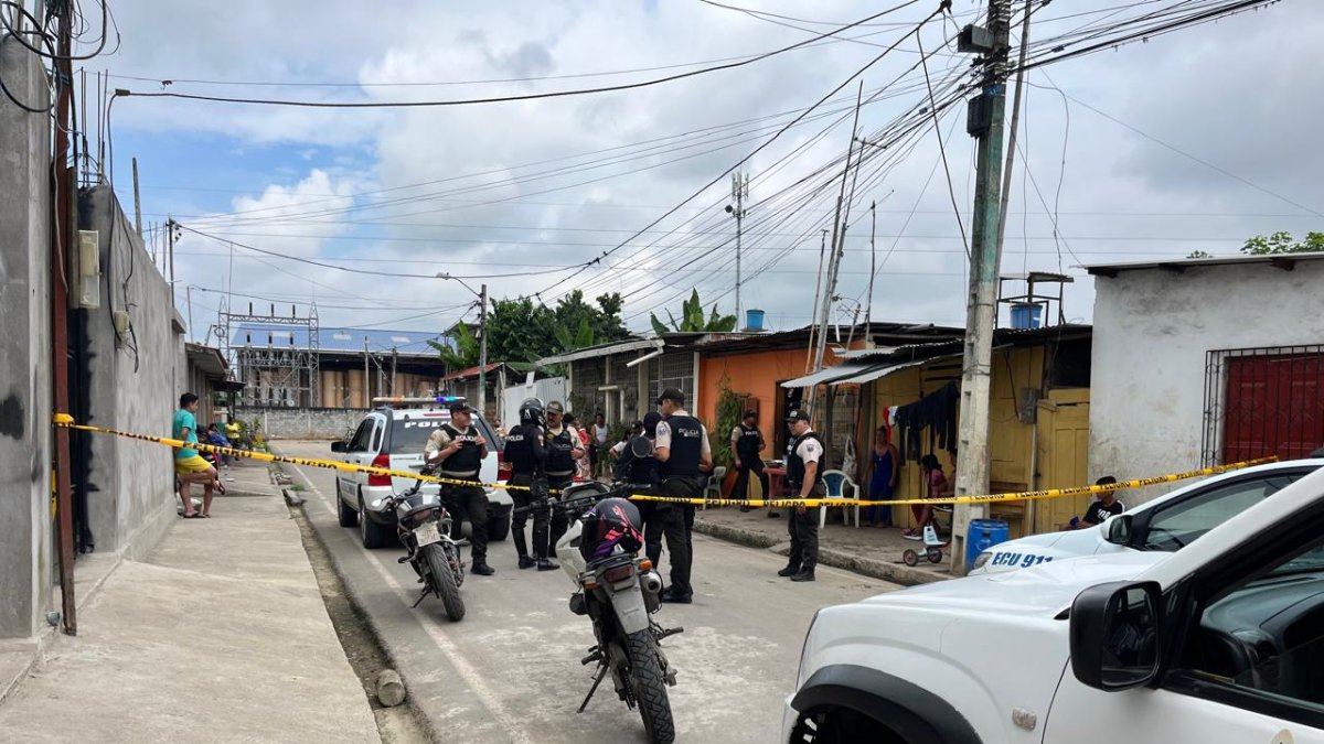 El hombre habría sido asesinado por dos sujetos.