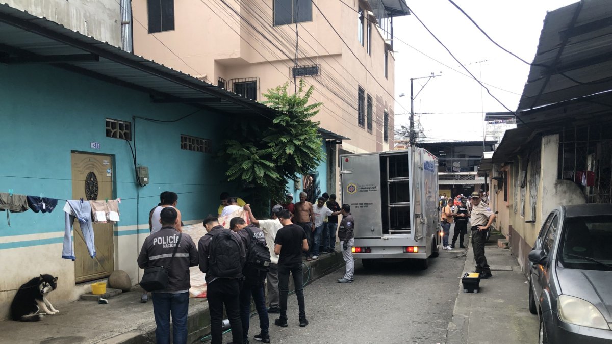 En el primer hecho un hombre cayó abatido.