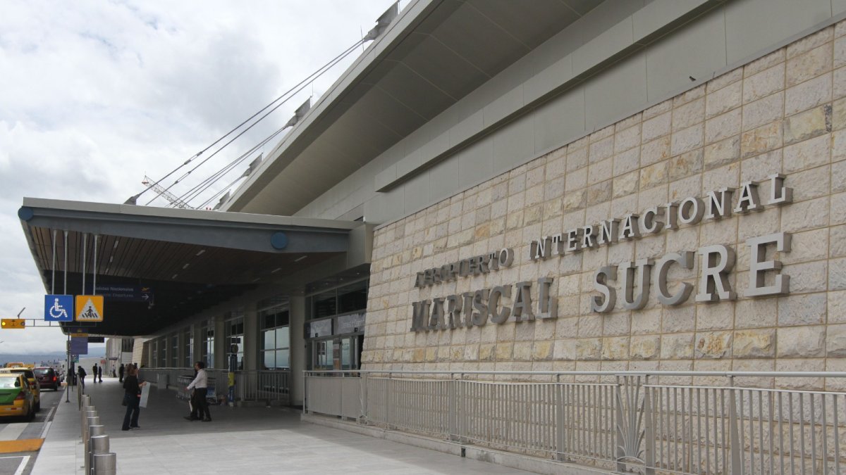 El ciudadano colombiano fue detenido en el aeropuerto internacional Mariscal Sucre, de Quito.