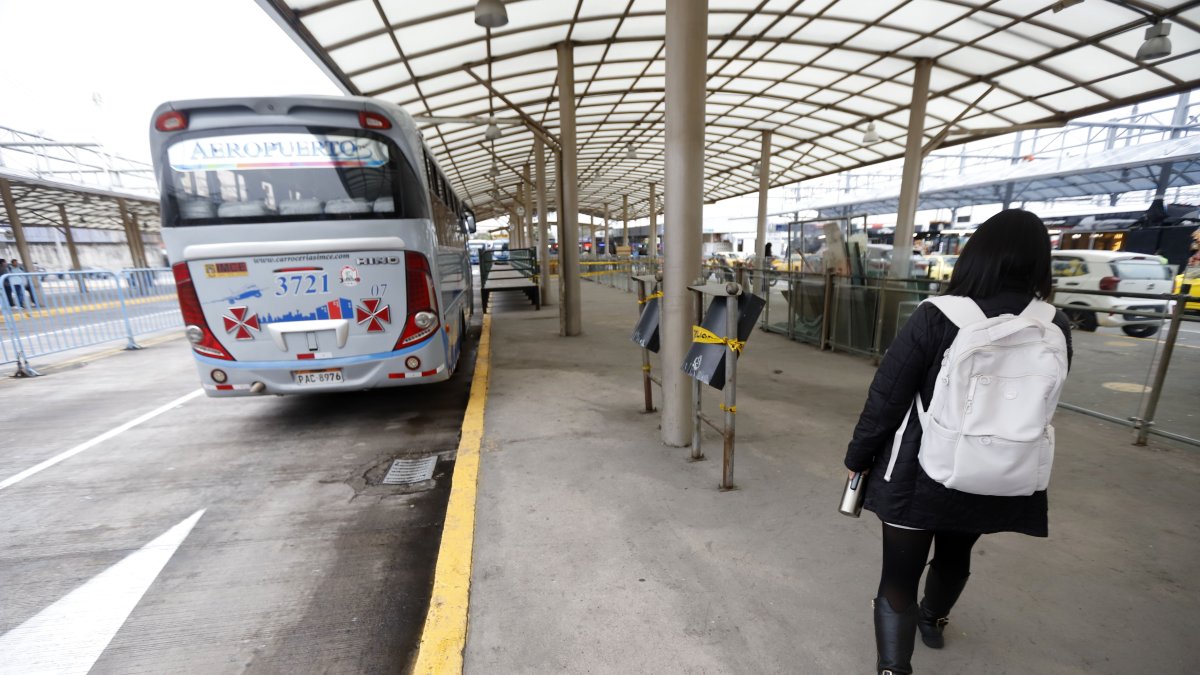 Nueva ruta conecta el aeropuerto de Quito con el Metro en El Labrador