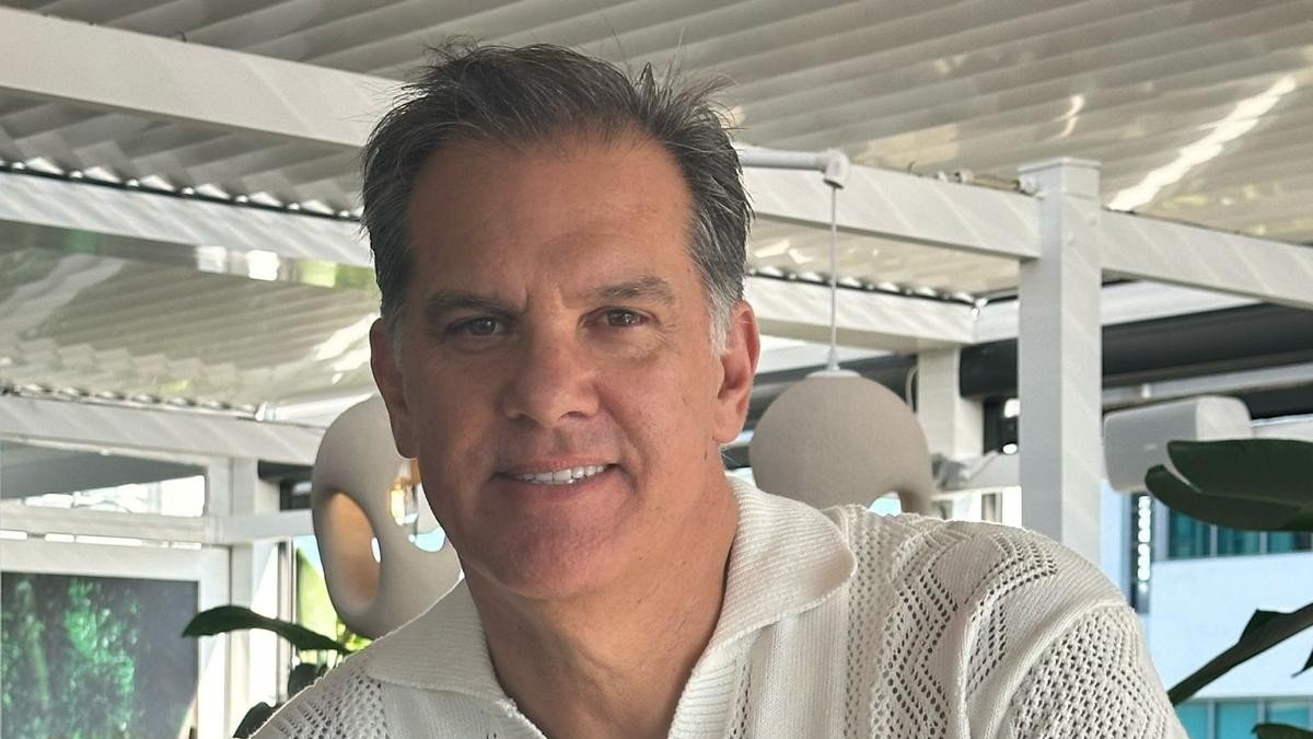 Roberto Angelelli tiene 58 años y hace más de 20 reside en Miami, donde echó raíces.