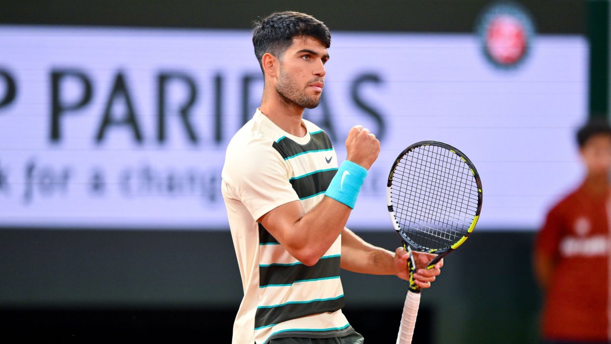 Carlos Alcaraz defenderá su título de Roland Garros ante Jannik Sinner.