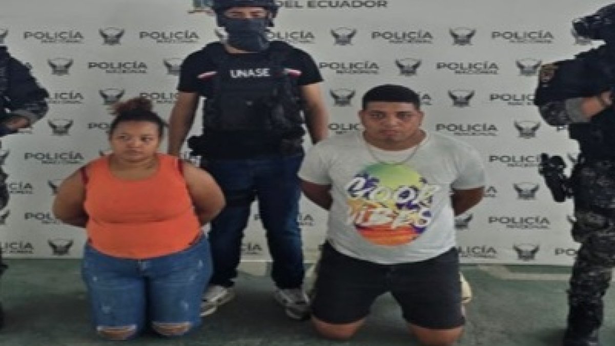 Dos hombre fueron detenidos acusados de extorsión.