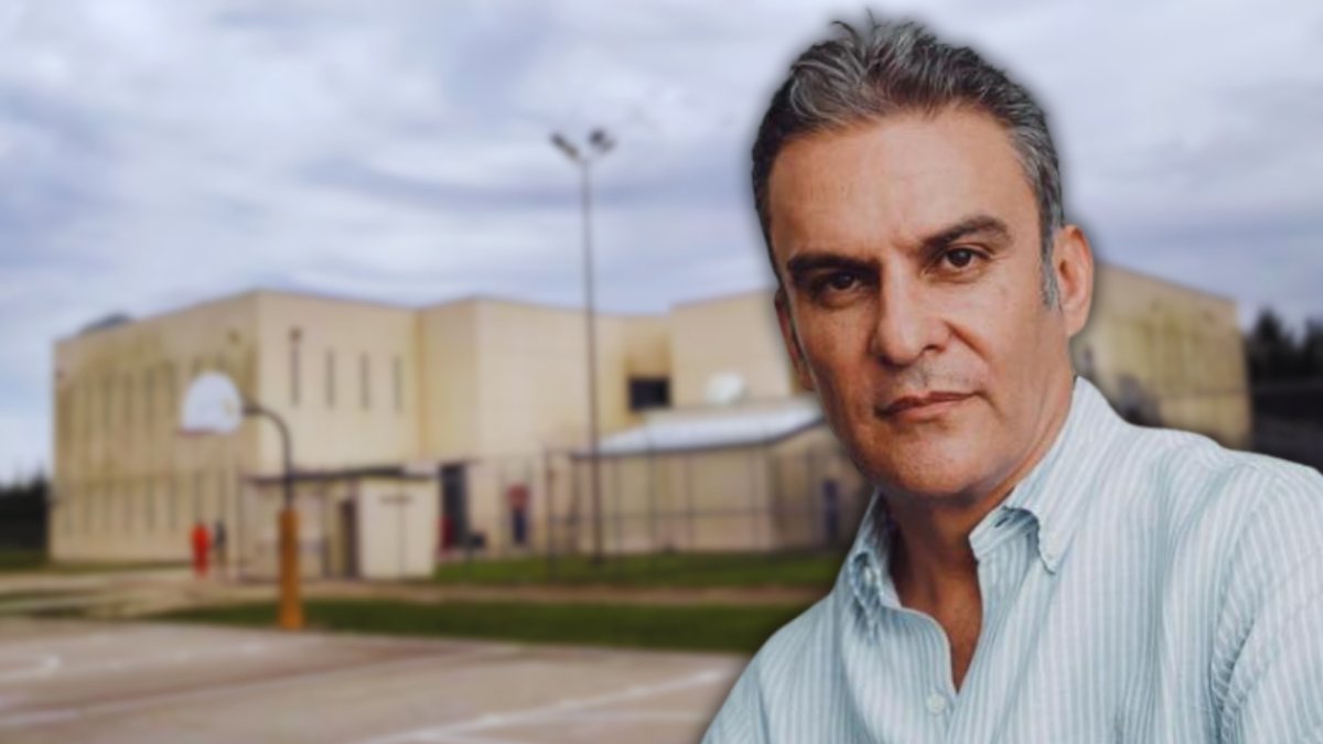 José Serrano se encuentra en un centro de detención de los Estados Unidos.