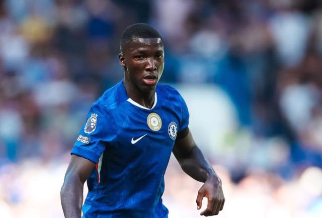 Moisés Caicedo rompe con sus representantes y sorprende al mundo del fútbol