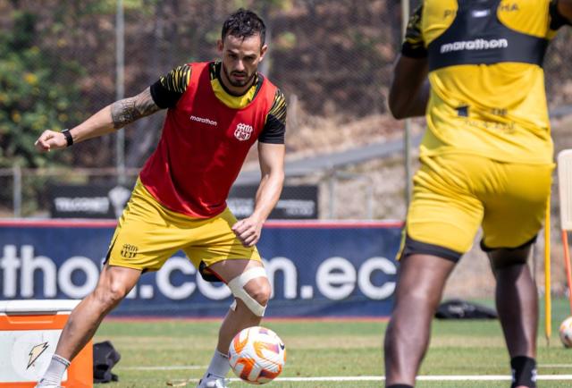 Rescalvo confirma plantilla de Barcelona SC para duelo clave ante Cuenca Juniors