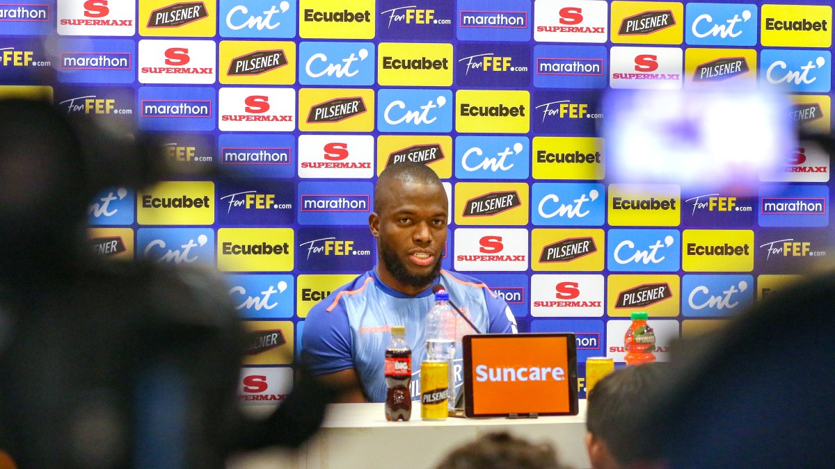 El jugador de la selección Ecuador, Enner Valencia, en su última rueda de prensa en Guayaquil.