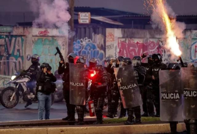 "Había policías infiltrados": universitario cuenta la represión dentro de la UCE