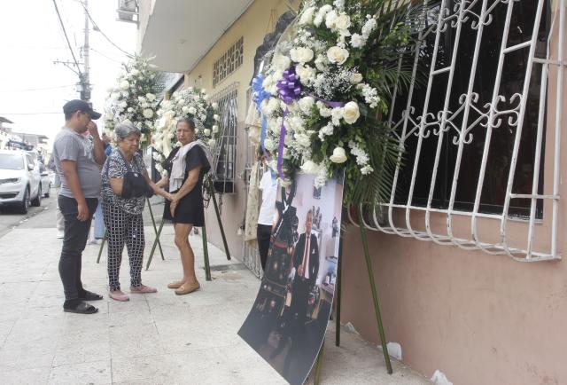 Coche bomba en Guayaquil: La conmovedora historia de la madre del taxista fallecido