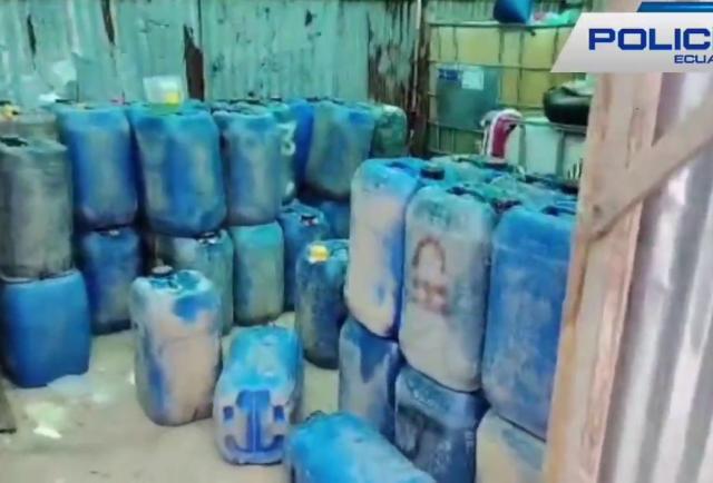 Contundente operativo en Huaquillas: hallan combustible que tenía como destino Perú