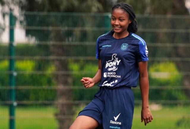 Ecuador Sub-17 ante Estados Unidos con sus figuras Maite Zambrano y Mary Guerra