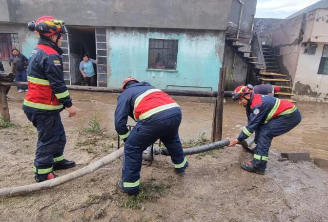 Lluvias Quito: Deslave en San Antonio de Pichincha afecta a cinco familias