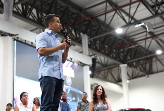 ¿Qué hay detrás del programa 'Firmes con Noboa' en tiempos de referéndum?