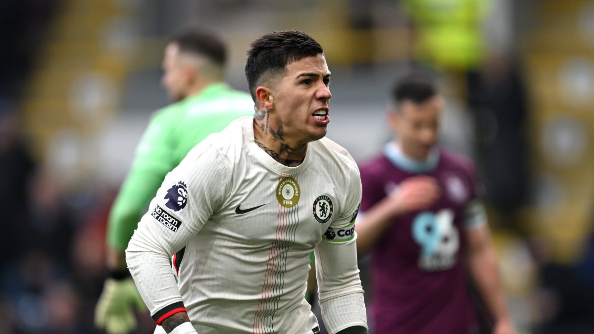 Enzo Fernández, volante argentino de Chelsea, es una de las figuras en la Premier League.