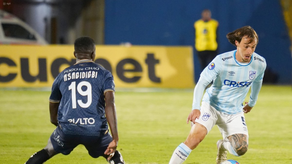 Universidad Católica tiene una ventaja de tres goles sobre Cuenca Jrs.