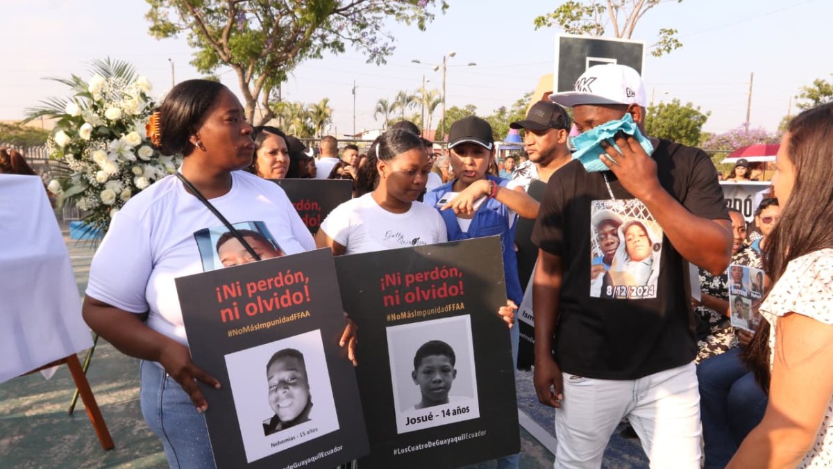 Las familias y allegados realizaron una jornada de conmemoración al cumplirse un año de la desaparición de los menores.