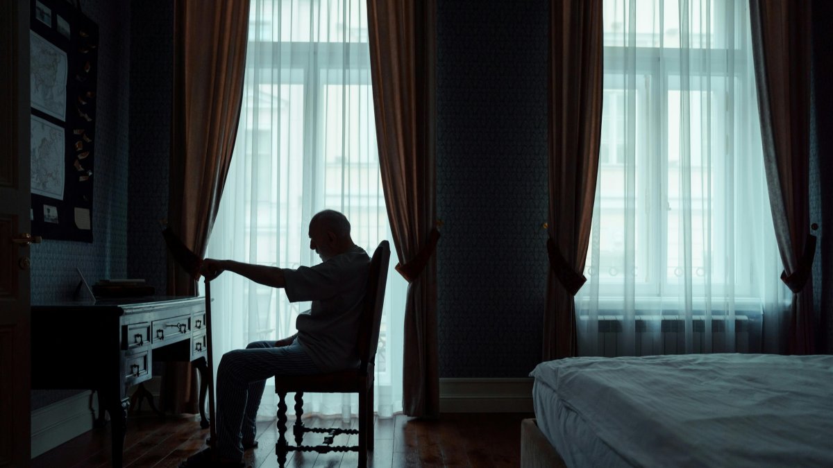 El adulto mayor vivía en un domicilio en el norte de la capital.