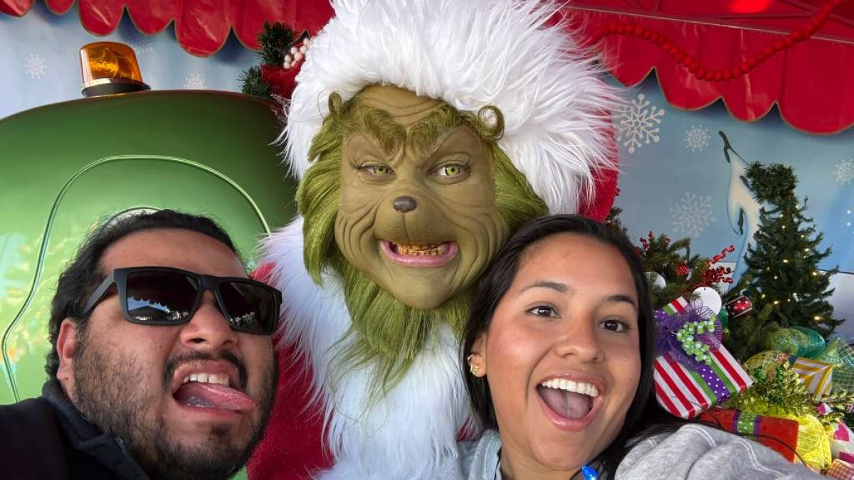 Tras su éxito viral, Viviana Ponce quiere conquistar al Grinch con comida ecuatoriana.